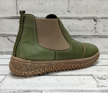 Load image into Gallery viewer, PORTO - PULL ON CHELSEA BOOT - Green