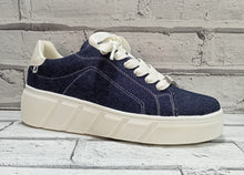 Load image into Gallery viewer, RIEKER ‘Evolution’ - W0501-14 - LACE UP TRAINER - Jeans/Off White