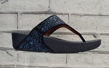 Load image into Gallery viewer, FitFlop - LULU GLITTER - WEDGE TOE-THONG MULE - Midnight Navy