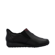 Load image into Gallery viewer, RIEKER - 47253-00 - SLIP-IN SHOE (Water Resistant) - Black/Burgundy (NEW IN)