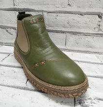 Load image into Gallery viewer, PORTO - PULL ON CHELSEA BOOT - Green