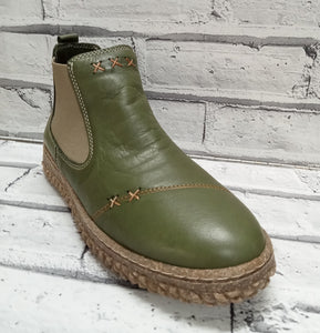 PORTO - PULL ON CHELSEA BOOT - Green