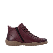 Load image into Gallery viewer, REMONTE - D3T70-35 - ZIP/LACE ANKLE BOOT - Water Resistant - Wine (NEW IN)