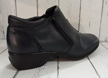 Load image into Gallery viewer, RIEKER - L3882-15 - ZIP ANKLE BOOT - Blue Leather