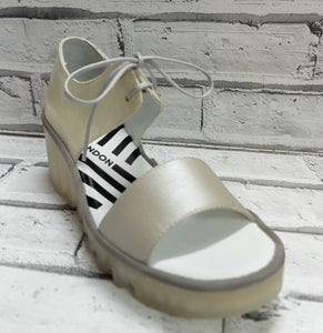 FLY London - BILU465FLY - P501465001 - SANDAL  - Silver/Off White