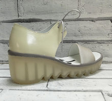 Load image into Gallery viewer, FLY London - BILU465FLY - P501465001 - SANDAL  - Silver/Off White