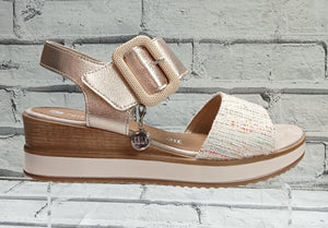 REMONTE - D6453-31 - WEDGE SANDAL - White Multi/Beige