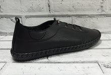 Load image into Gallery viewer, SHOOZY - IRIS - PUMP/SNEAKER - Black