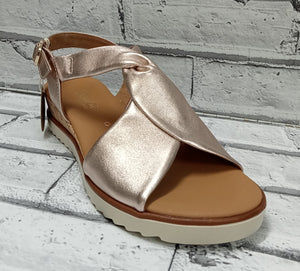 GABOR (Rich) - 42.751.82 - STRAPPY WEDGE SANDAL - Metallic