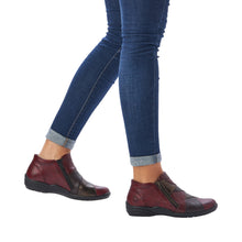 Load image into Gallery viewer, REMONTE - R7674-36 - 2 x ZIP ANKLE BOOT - Wine Multi  (NEW IN)