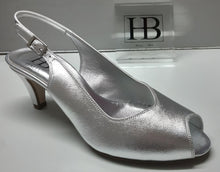 Load image into Gallery viewer, HB Italia - B272 SHOE/SANDAL - Argento Saffiano (Silver)