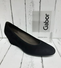 Load image into Gallery viewer, GABOR - 45.360.17 - WEDGE Nubuck Leather COURT SHOE - Schwarz (Black)