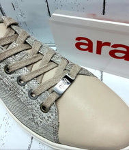 Load image into Gallery viewer, ARA - 12-33803 05G  - LEATHER TRAINER - Gold Platinum