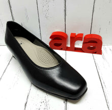 Load image into Gallery viewer, ARA - 12-41859 01H - LEATHER COURT SHOE - Black