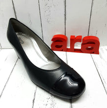 Load image into Gallery viewer, ARA - 12-36608 02G - LEATHER/PATENT COURT SHOE - Navy