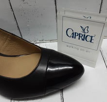 Load image into Gallery viewer, CAPRICE - 9-22411-24 011 - Leather/Patent COURT SHOE - Black