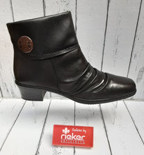 Load image into Gallery viewer, RIEKER - 74563-02 - ANKLE BOOT - Black