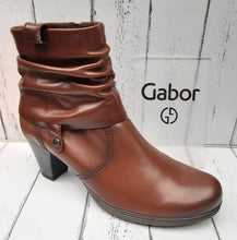 Load image into Gallery viewer, GABOR - 96.083.62 - ANKLE BOOTS - Leather - Brown