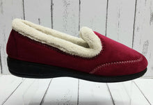 Load image into Gallery viewer, FLEET &amp; FOSTER - MAIER SLIPPER - Burgundy