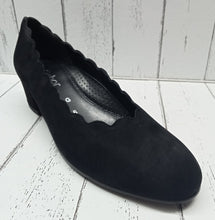 Load image into Gallery viewer, GABOR - GIGI - 92.221.47 - COURT SHOE - Black