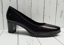 Load image into Gallery viewer, RIEKER - 49560-04 - COURT SHOE - Black Patent