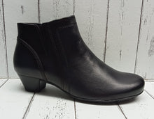 Load image into Gallery viewer, GABOR - 95.608.26 (Heritage) - ANKLE BOOT - Leather - River (Navy Blue)