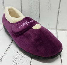 Load image into Gallery viewer, FLEET &amp; FOSTER - CAPA SLIPPER - Plum