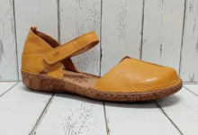 Load image into Gallery viewer, JOSEF SEIBEL - 79542 727 850 - ROSALIE 42 - CLOSED TOE SANDAL/SHOE - Safran