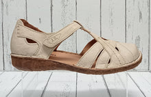 Load image into Gallery viewer, JOSEF SEIBEL - 79529 95 230 - ROSALIE 29 - CLOSED TOE SANDAL/SHOE - Cream