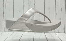 Load image into Gallery viewer, FitFlop - LULU - 188-011 - WEDGE TOE POST MULE - Silver
