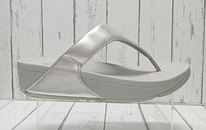 FitFlop - LULU - 188-011 - WEDGE TOE POST MULE - Silver